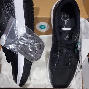 Nike Black and White Men's Golf Sneakers